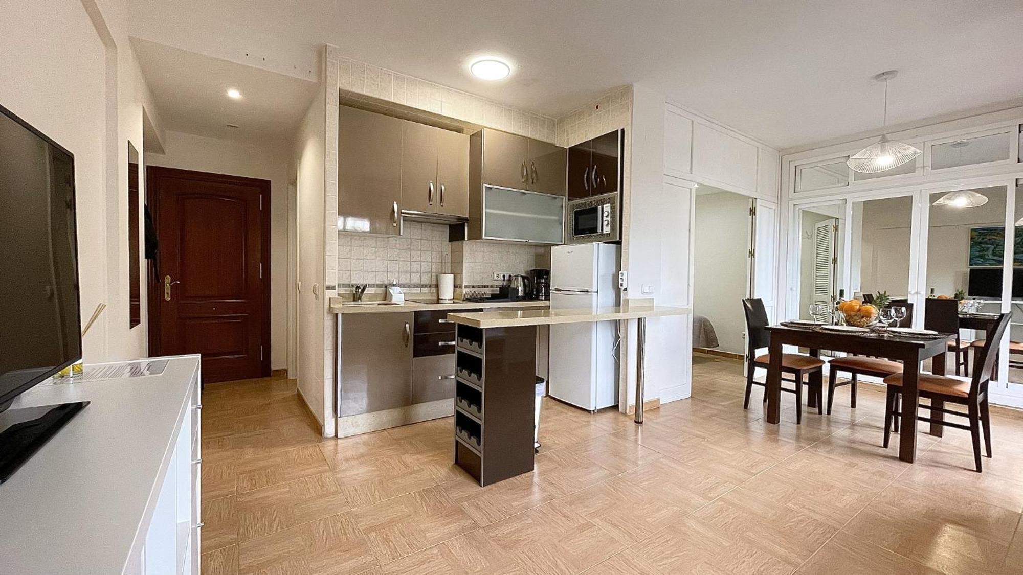Beachfront 1Br Apartment In Center Of Marbella! Dış mekan fotoğraf