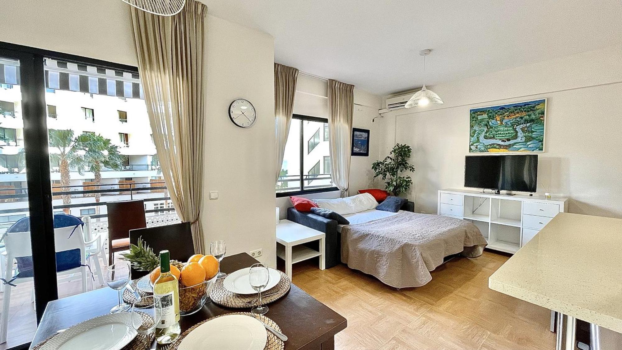 Beachfront 1Br Apartment In Center Of Marbella! Dış mekan fotoğraf